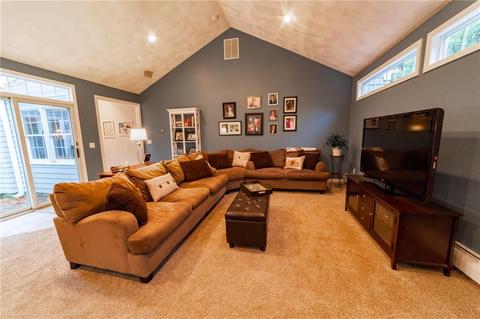 15 Apple Tree Ln, Warwick, RI 02888 photo 11