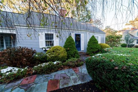 15 Apple Tree Ln, Warwick, RI 02888 photo 8