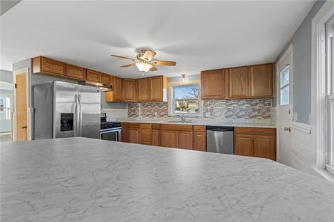 60 Lyman Ave, Warwick, RI 02888 photo 9