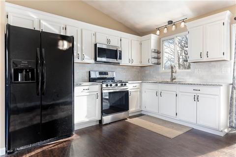 53 Rice St, Warwick, RI 02886 photo 5