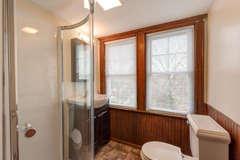 104 Winthrop St, Woonsocket, RI 02895 photo 30