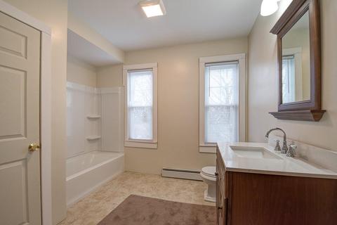104 Winthrop St, Woonsocket, RI 02895 photo 9