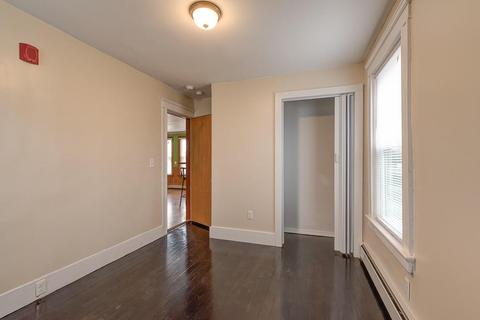 104 Winthrop St, Woonsocket, RI 02895 photo 26