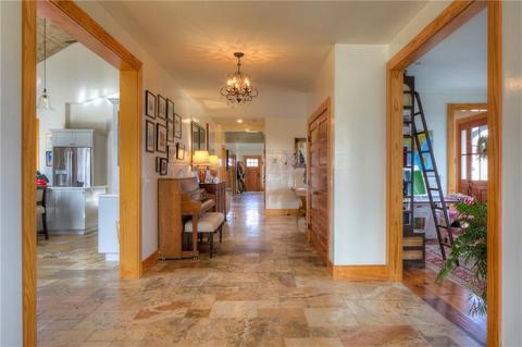 233 Berkeley Ave, Middletown, RI 02842 photo 20