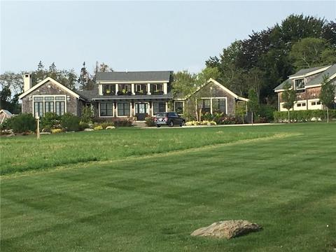 233 Berkeley Ave, Middletown, RI 02842 photo 3
