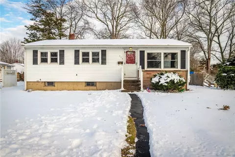 113 Asylum Rd, Warwick, RI 02889 photo 1