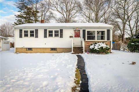 113 Asylum Rd, Warwick, RI 02889 photo 1