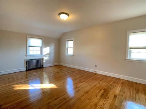 63 Prudence Ct, Warwick, RI 02888 photo 6