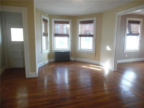 90 Main St, Warren, RI 02885 photo 4