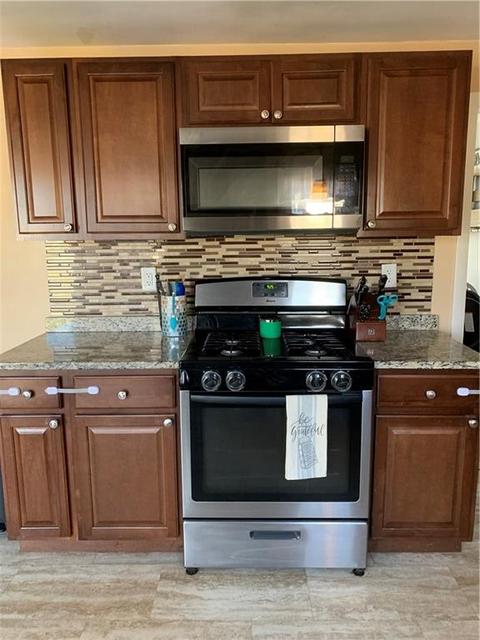 116 Shamrock Dr, Warwick, RI 02889 photo 5