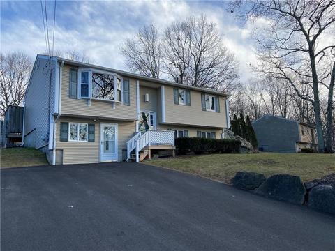 41 Colvintown Rd, Coventry, RI 02816 photo 2