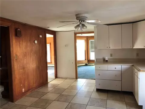 27 Phebe St, Woonsocket, RI 02895 photo 10