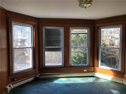27 Phebe St, Woonsocket, RI 02895 photo 12
