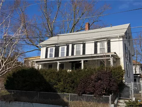 27 Phebe St, Woonsocket, RI 02895 photo 1