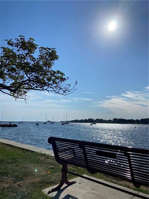 53 State St, Warren, RI 02885 photo 5