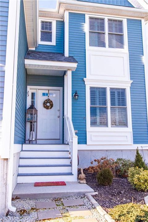 25 Coastwind Dr, Westerly, RI 02891 photo 2