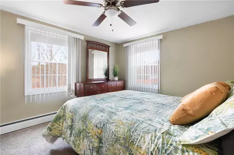 140 Chatworth Ave, Warwick, RI 02886 photo 17