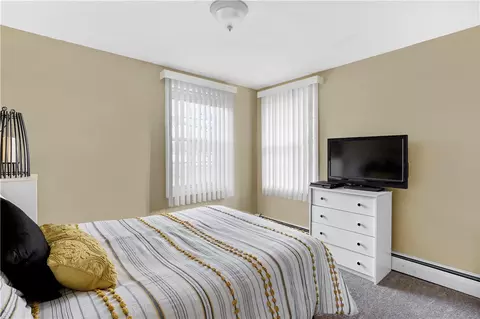 140 Chatworth Ave, Warwick, RI 02886 photo 15