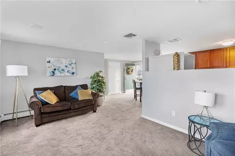 140 Chatworth Ave, Warwick, RI 02886 photo 12
