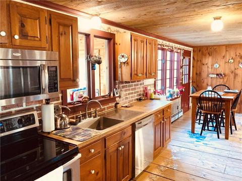 127 E Killingly Rd, Foster, RI 02825 photo 11