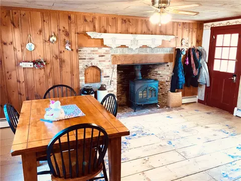 127 E Killingly Rd, Foster, RI 02825 photo 15