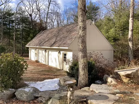 127 E Killingly Rd, Foster, RI 02825 photo 43