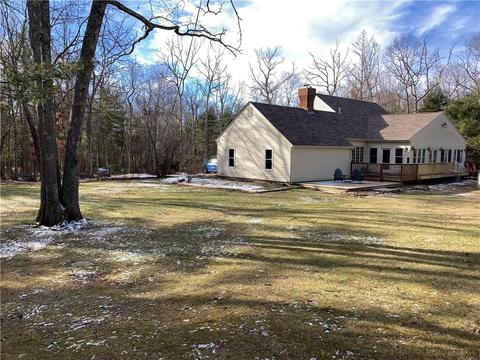127 E Killingly Rd, Foster, RI 02825 photo 4