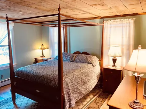 127 E Killingly Rd, Foster, RI 02825 photo 24