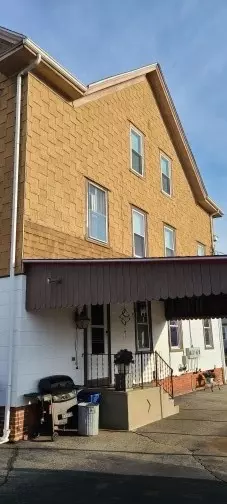 16 Everett St, Pawtucket, RI 02861 photo 6