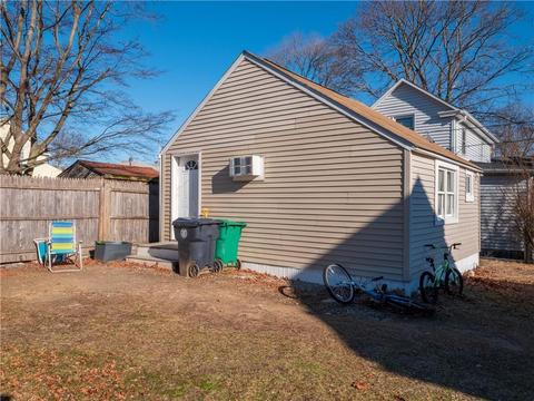35 Troy Ave, Warwick, RI 02889 photo 6