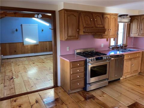 63 Cedar St, Coventry, RI 02816 photo 9