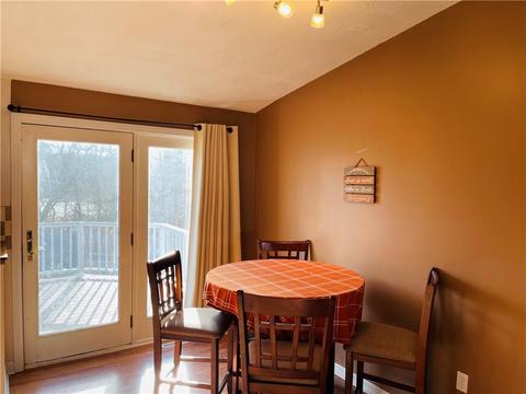 90 Flagg Ave, Warwick, RI 02886 photo 5