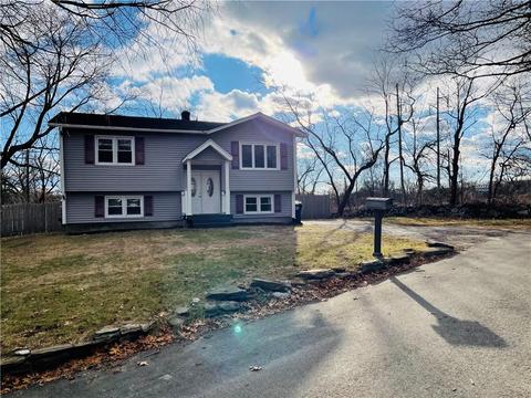 90 Flagg Ave, Warwick, RI 02886 photo 2