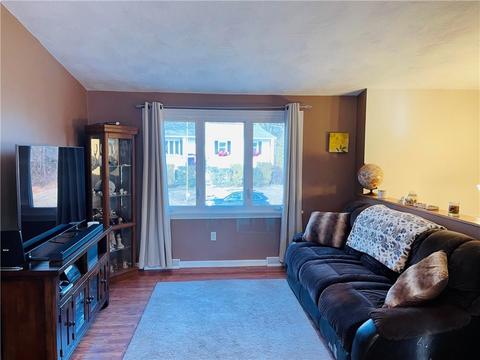 90 Flagg Ave, Warwick, RI 02886 photo 6