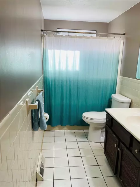 90 Flagg Ave, Warwick, RI 02886 photo 7