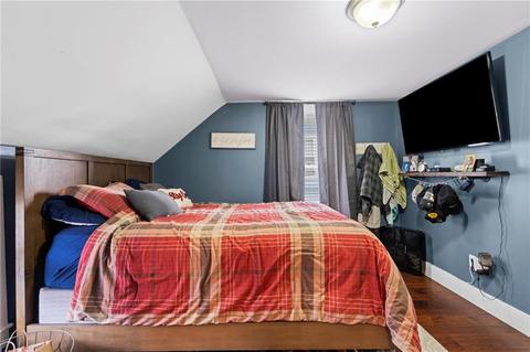26 Napoleon St, Woonsocket, RI 02895 photo 16