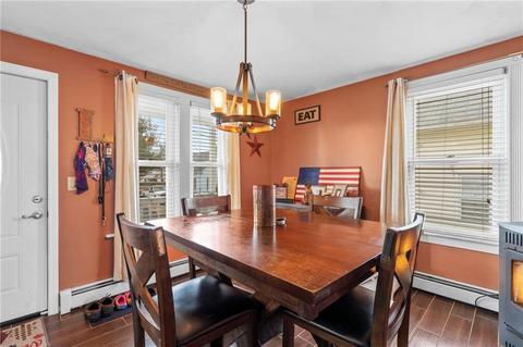 26 Napoleon St, Woonsocket, RI 02895 photo 9