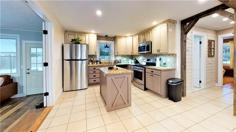 53 Byron Blvd, Warwick, RI 02888 photo 3