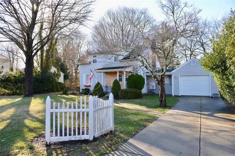 7 Middleton Rd, Bristol, RI 02809 photo 1
