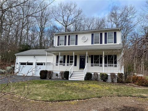 29 Walker Ln, Coventry, RI 02816 photo 2