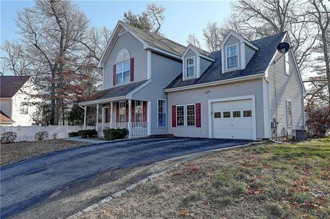 2 Evergreen Ct, Coventry, RI 02816 photo 1