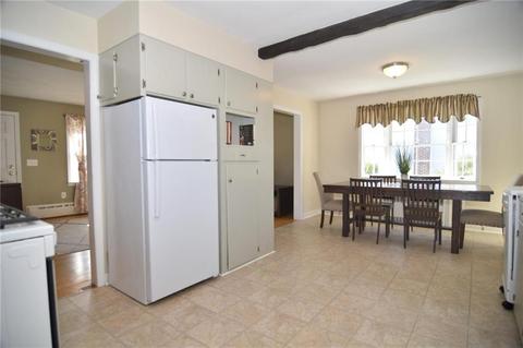 22 Boiling Spring Ave, Westerly, RI 02891 photo 6