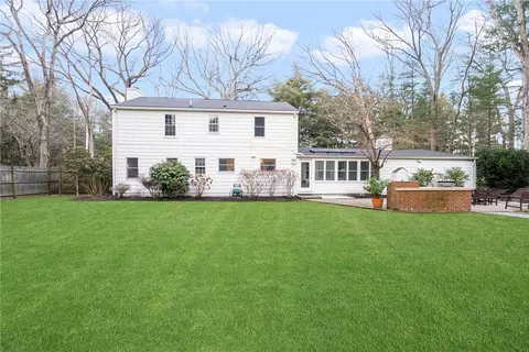 461 Love Ln, Warwick, RI 02886 photo 32
