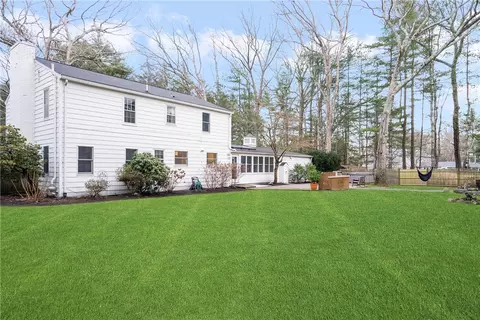 461 Love Ln, Warwick, RI 02886 photo 33