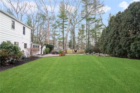 461 Love Ln, Warwick, RI 02886 photo 41