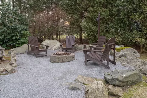 461 Love Ln, Warwick, RI 02886 photo 40