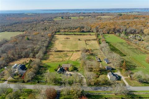 127 Willow Ave, Little Compton, RI 02837 photo 1