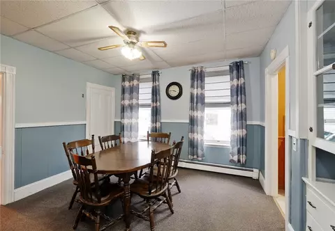 27 Andrews St, Woonsocket, RI 02895 photo 3