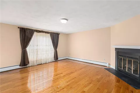 37 Eagle Run #B, East Greenwich, RI 02818 photo 15
