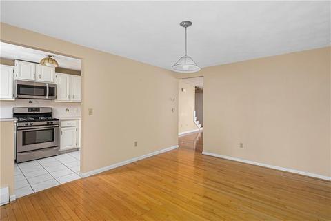 37 Eagle Run #B, East Greenwich, RI 02818 photo 16